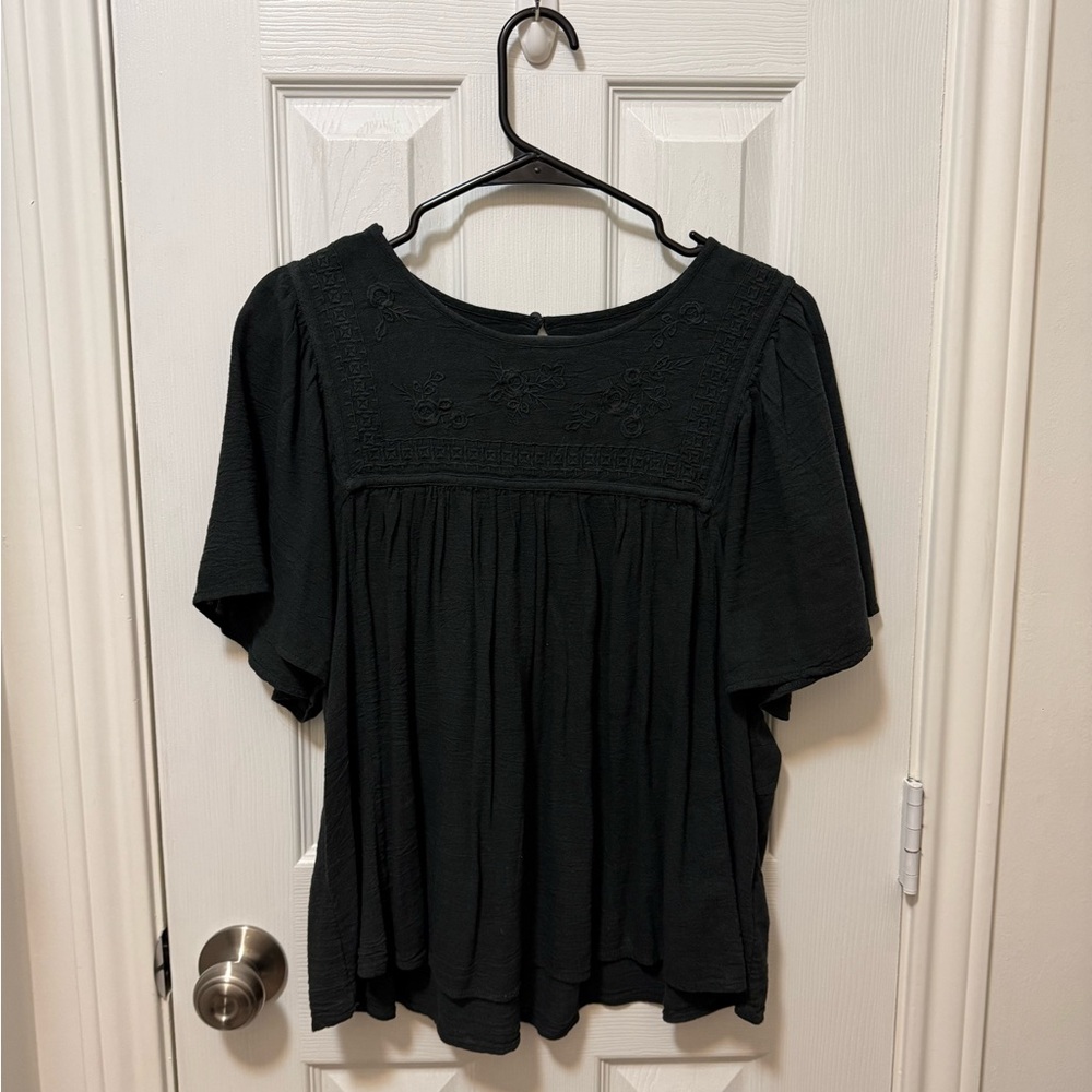 Lucky Brand embroidered flowy summer top - Picture 2 of 5